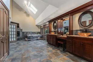 25 Wilshire Dr, Sparta Township, NJ 07871 - Photo 21