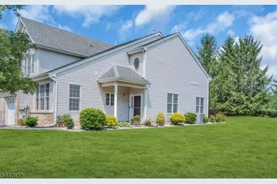 31 Bayard Rd, Franklin Township, NJ 08873 - Photo 3