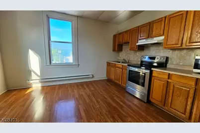199 Main St #1, Hackettstown, NJ 07840 - Photo 3