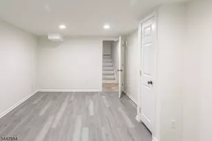 89 Continental Rd, Parsippany, NJ 07950 - Photo 27