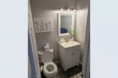 404-406 Chestnut St #44, Newark, NJ 07105 - Photo 7
