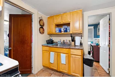 1522 Bower St, Linden, NJ 07036 - Photo 17