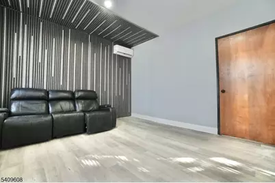 351 Mulberry St, Newark, NJ 07102 - Photo 15
