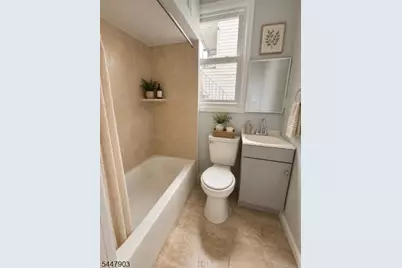 718 Newark Ave, Elizabeth, NJ 07208 - Photo 9