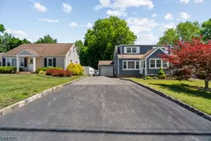 10 Dale Dr, Fairfield, NJ 07004 - Photo 7