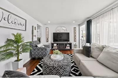 10 Dale Dr, Fairfield, NJ 07004 - Photo 43