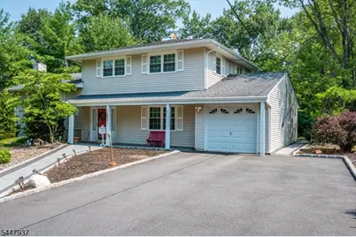 560 Wakefield Dr, Metuchen, NJ 08840 - Photo 1