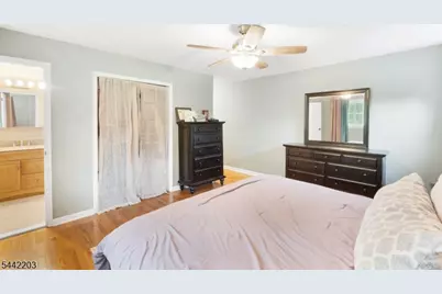 41 Holly Glen Ln, Berkeley Heights Township, NJ 07922 - Photo 15