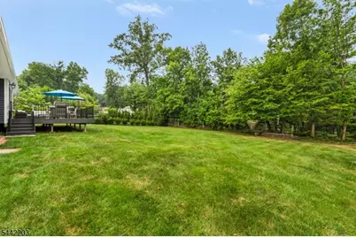 41 Holly Glen Ln, Berkeley Heights Township, NJ 07922 - Photo 23