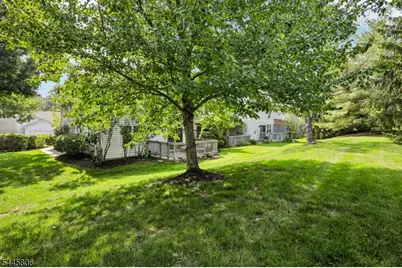 27 Coachlight Dr, Chatham Township, NJ 07928 - Photo 27