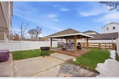 637 Jefferson Ave, Elizabeth, NJ 07201 - Photo 17