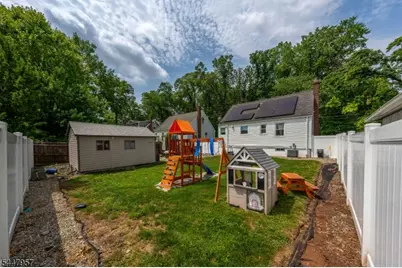 735 Harrison Ave, Roselle, NJ 07203 - Photo 23