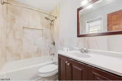 88 Columbus Ave, Belleville, NJ 07109 - Photo 13