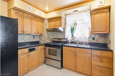 619 E 2nd Ave, Roselle, NJ 07203 - Photo 11