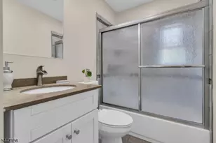 757 River Rd, Rahway, NJ 07065 - Photo 21