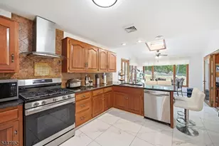 5 Lamalfa Rd, Randolph Township, NJ 07869 - Photo 9