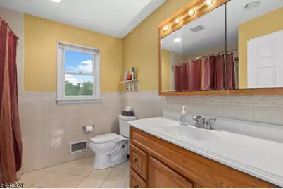 138 William St, Little Falls Township, NJ 07424 - Photo 21