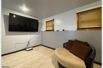 1930 Henry St, Rahway, NJ 07065 - Photo 9