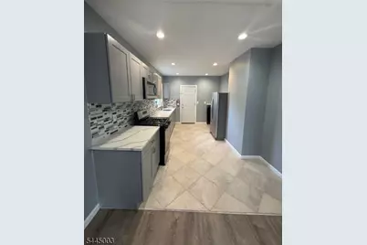 621 Grove St #2, Irvington, NJ 07111 - Photo 3