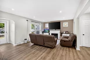 246 N 3rd Ave, Manville, NJ 08835 - Photo 5