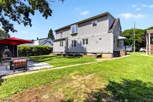 246 N 3rd Ave, Manville, NJ 08835 - Photo 35