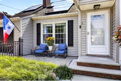 246 N 3rd Ave, Manville, NJ 08835 - Photo 3
