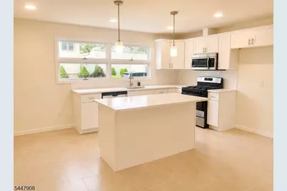 105 Chandler Ave #2, Roselle, NJ 07203 - Photo 3
