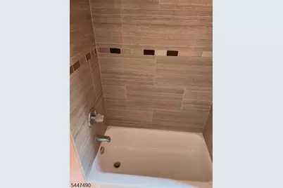 197 Jerome Pl, Bloomfield, NJ 07003 - Photo 3