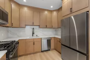 5 Milton Ave, Clifton, NJ 07013 - Photo 15