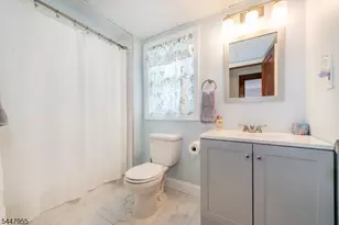 42 Otsego Rd, Verona Twp., NJ 07044 - Photo 27