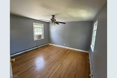 2801 Dewitt Ter, Linden, NJ 07036 - Photo 7