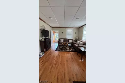 9 Guenther Pl, Passaic, NJ 07055 - Photo 7