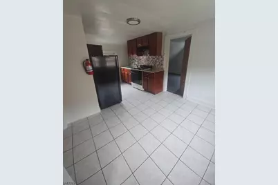 345 Mitchell Ave, Linden, NJ 07036 - Photo 15