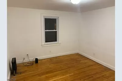 345 Mitchell Ave, Linden, NJ 07036 - Photo 5