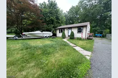 4 Florida Ave, Jefferson Township, NJ 07849 - Photo 1