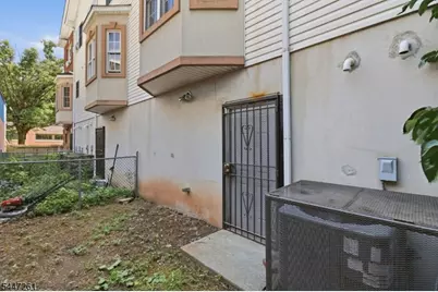 97 Astor St, Newark, NJ 07114 - Photo 27
