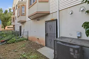 97 Astor St, Newark, NJ 07114 - Photo 27
