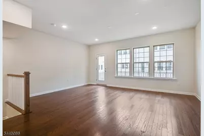 4 Braeburn Ct, Livingston, NJ 07039 - Photo 5