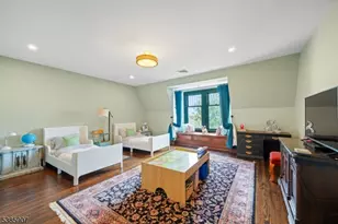 30 N Mountain Ave, Montclair, NJ 07042 - Photo 35