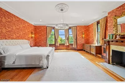 30 N Mountain Ave, Montclair, NJ 07042 - Photo 15