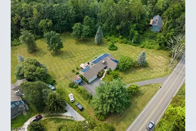 135 W Mountain Rd, Sparta Township, NJ 07871 - Photo 41
