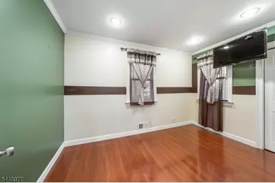 102 Runyon Ave, Middlesex, NJ 08846 - Photo 15