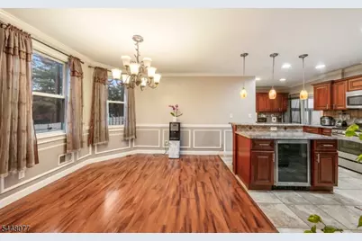102 Runyon Ave, Middlesex, NJ 08846 - Photo 11