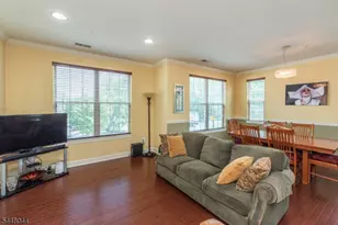 2 Station Sq, Union Township, NJ 07083 - Photo 5