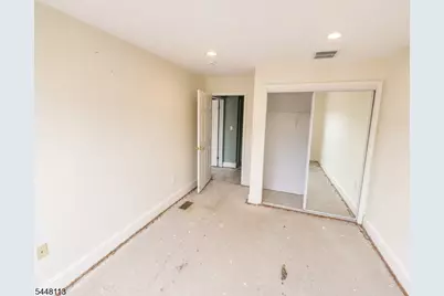 810 Firethorn Dr #E2, Union Township, NJ 07083 - Photo 13
