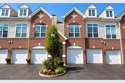 810 Firethorn Dr #E2, Union Township, NJ 07083 - Photo 1
