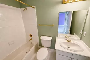 810 Firethorn Dr, Union Township, NJ 07083 - Photo 17