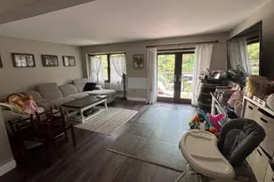5006 N Oaks Blvd, North Brunswick Township, NJ 08902 - Photo 9
