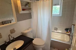 5006 N Oaks Blvd, North Brunswick Township, NJ 08902 - Photo 11