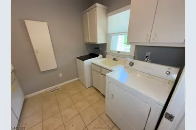 21 Round Top Rd, Warren Township, NJ 07059 - Photo 15